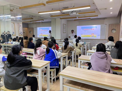 合江博雅教育信息咨詢服務 開展預防踩踏應急教育培訓