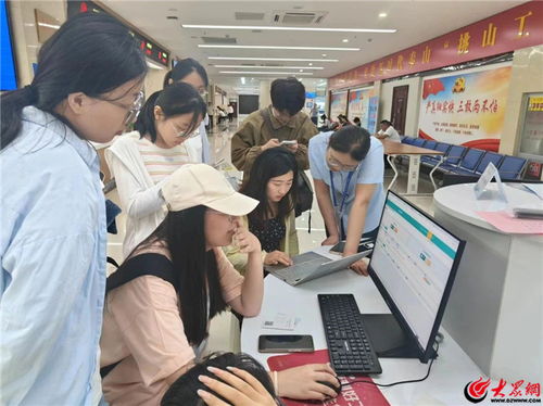 東平縣政務服務中心高效服務應對 教師資格證認定 高峰